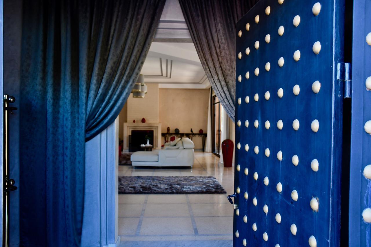 Koutoubia, Jardin Luxuriant, Piscine Et Marrakesh