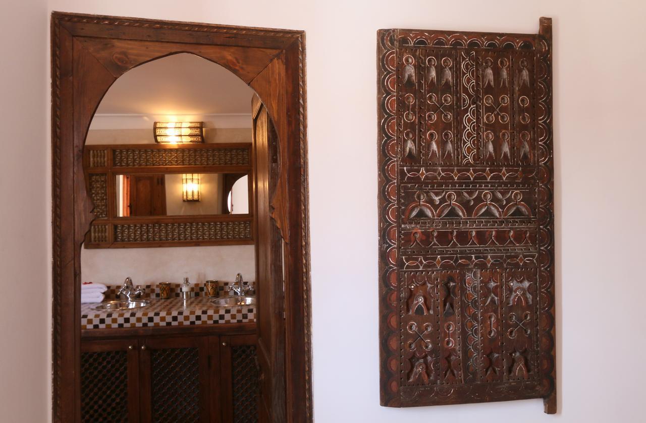 Riad Dar Shariq *