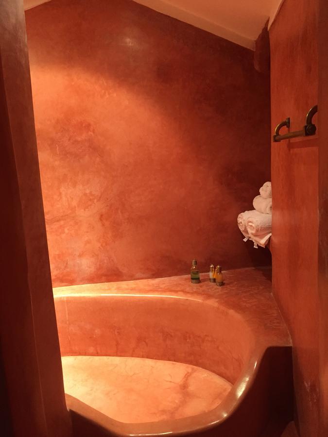 Riad Al Loune