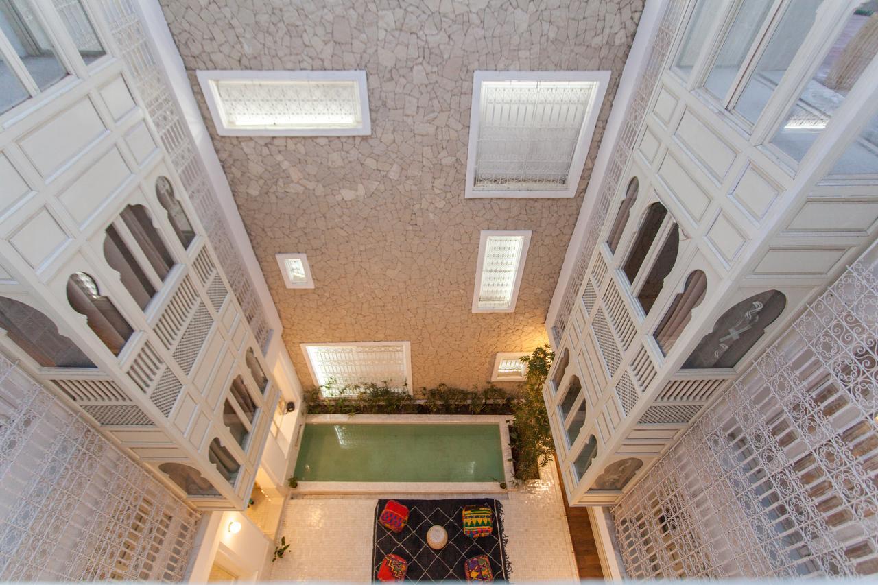 Riad Bck Art