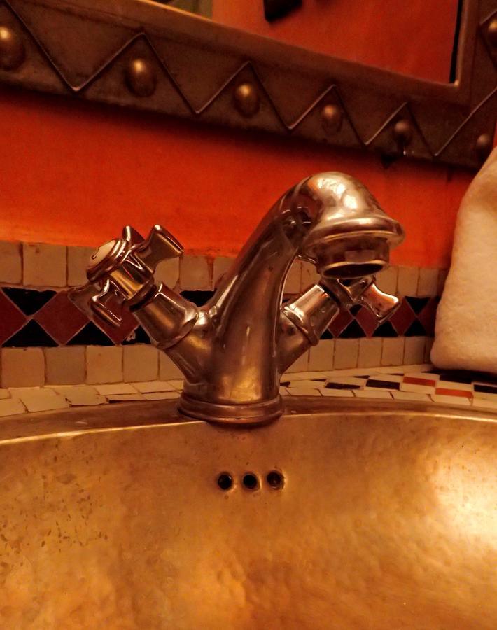 Orange Riad