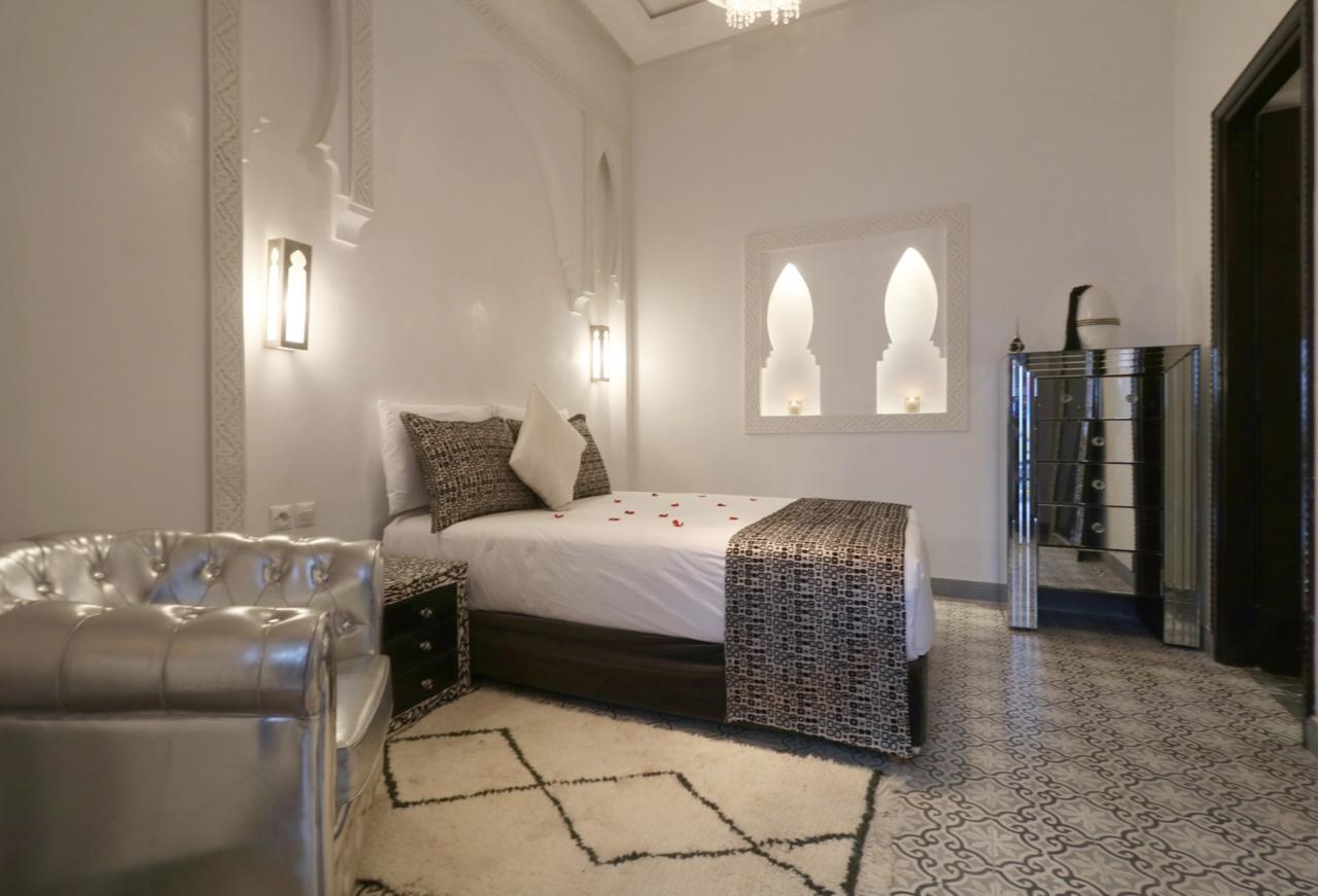 Faraj Riad 4*