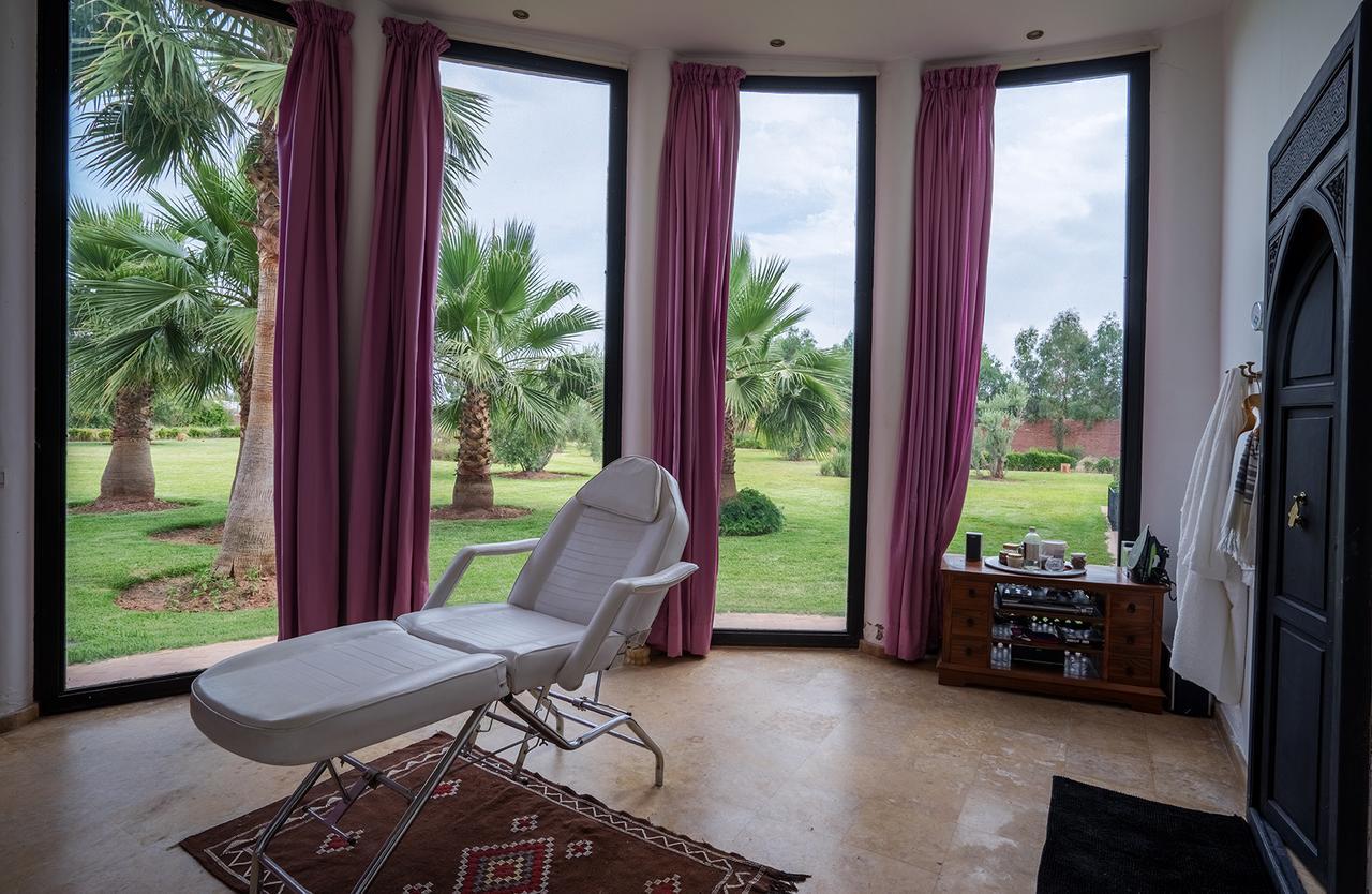Eden Bed & Breakfast *