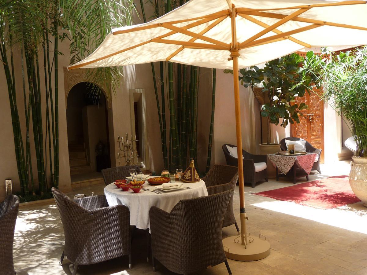 Riad Flam & 4*