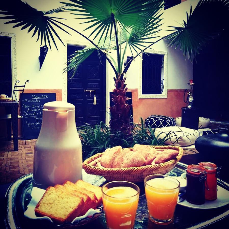 Riad Bjoujna 3*