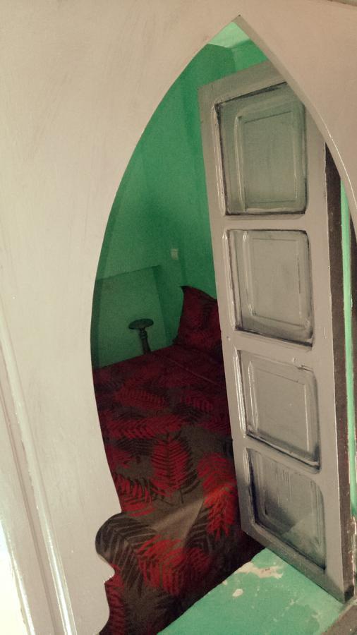 63 Riad 2*