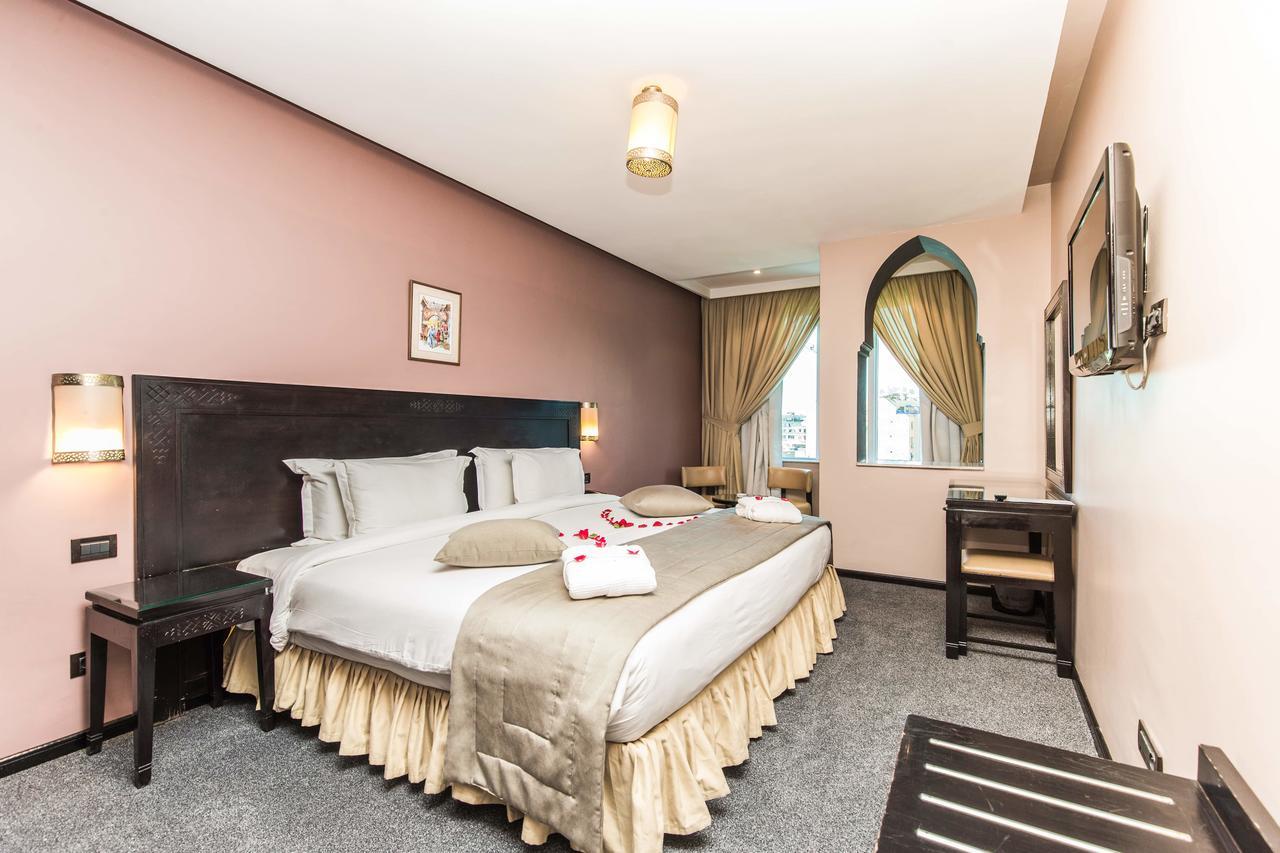 Almas Hotel 3*