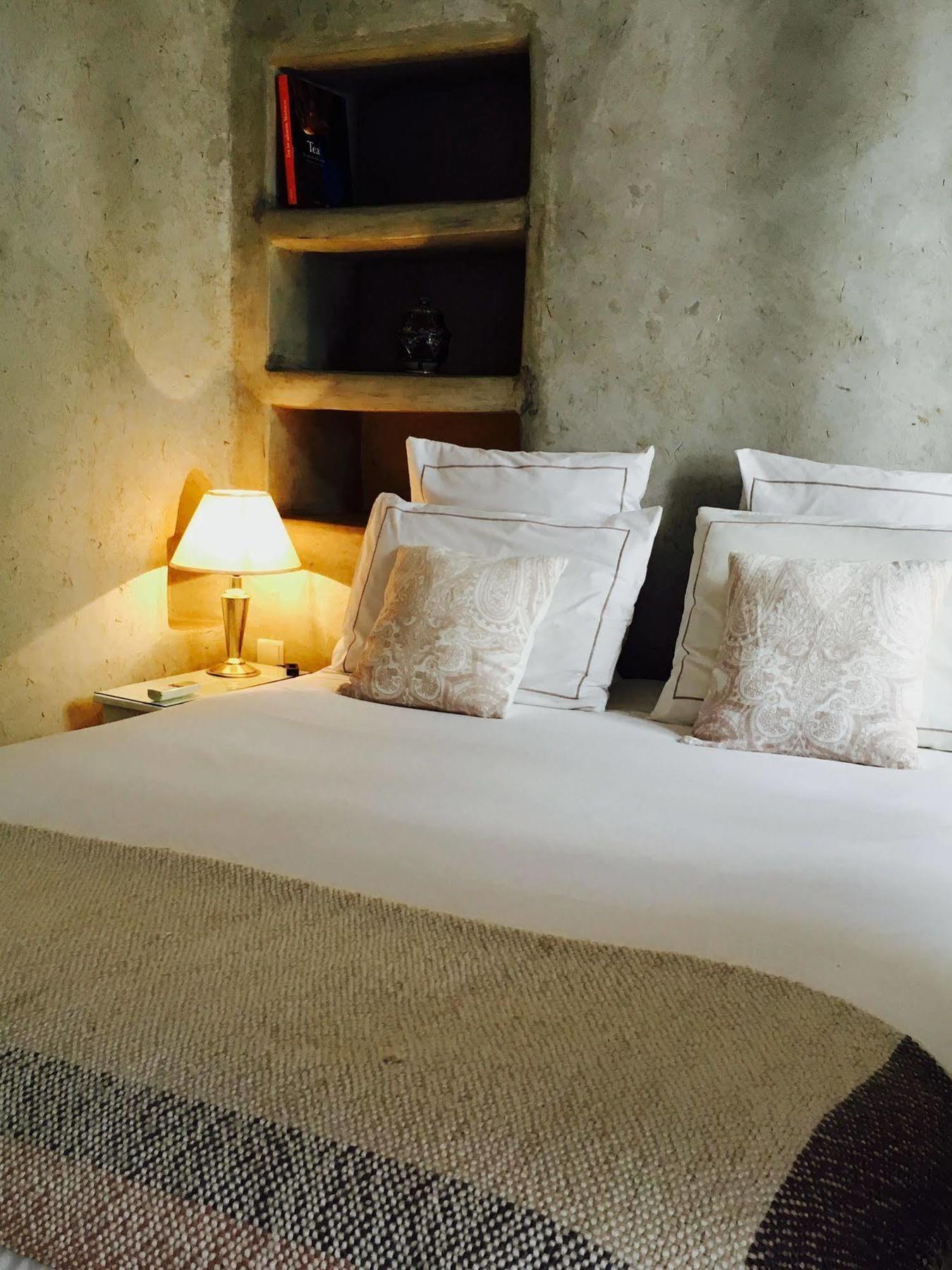 Couette-café Tawargit 4*