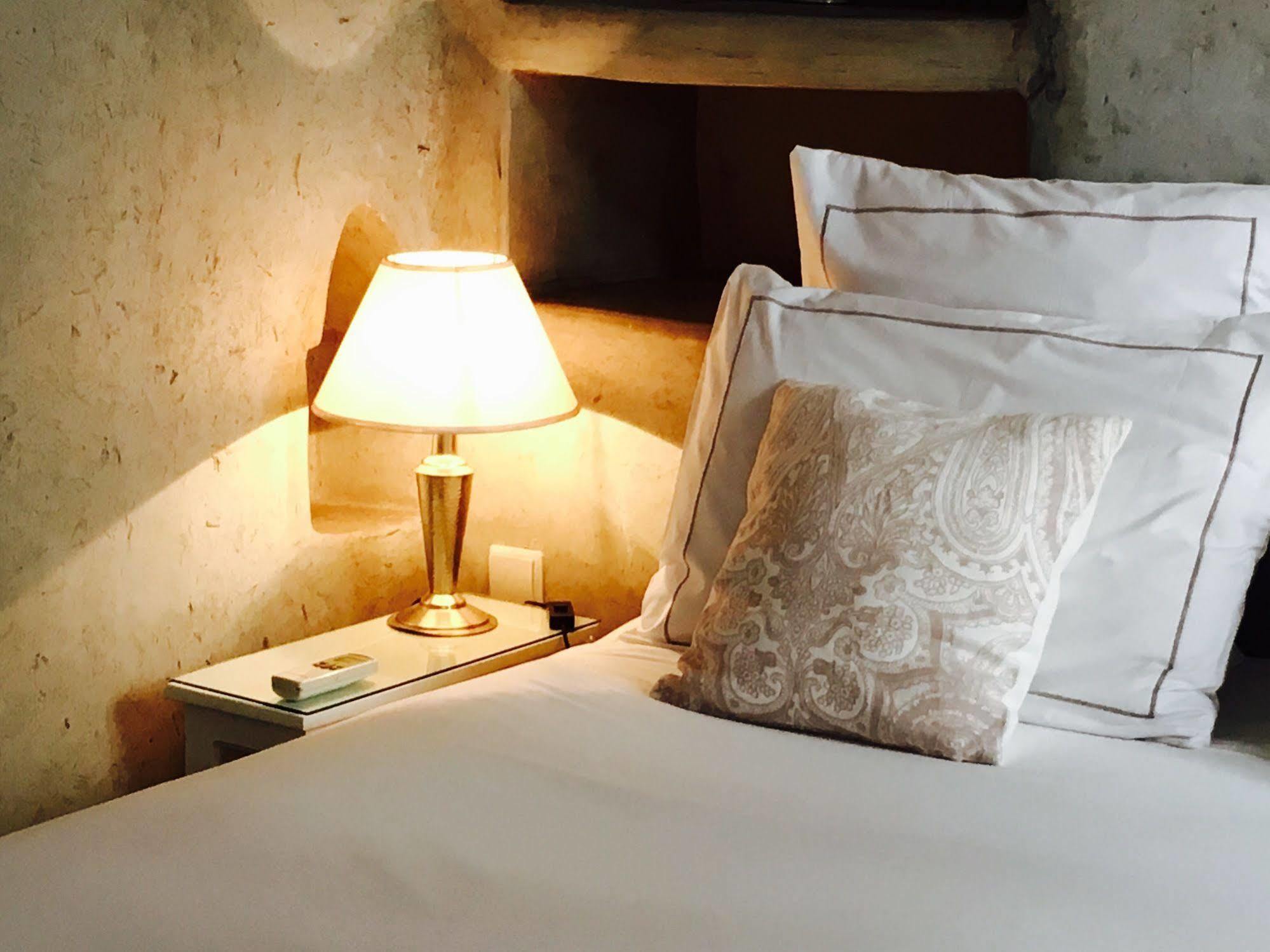 Couette-café Tawargit 4*