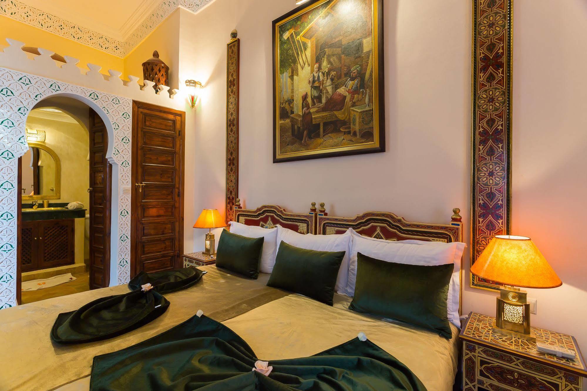 Riad Amina