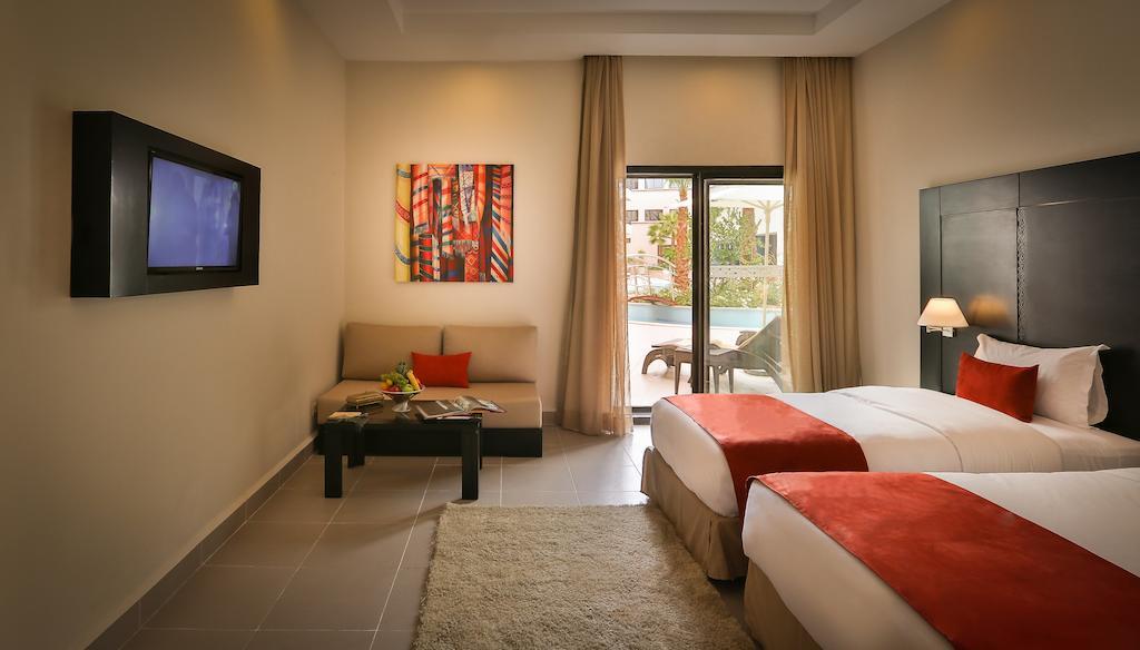 Kech Boutique & 4*