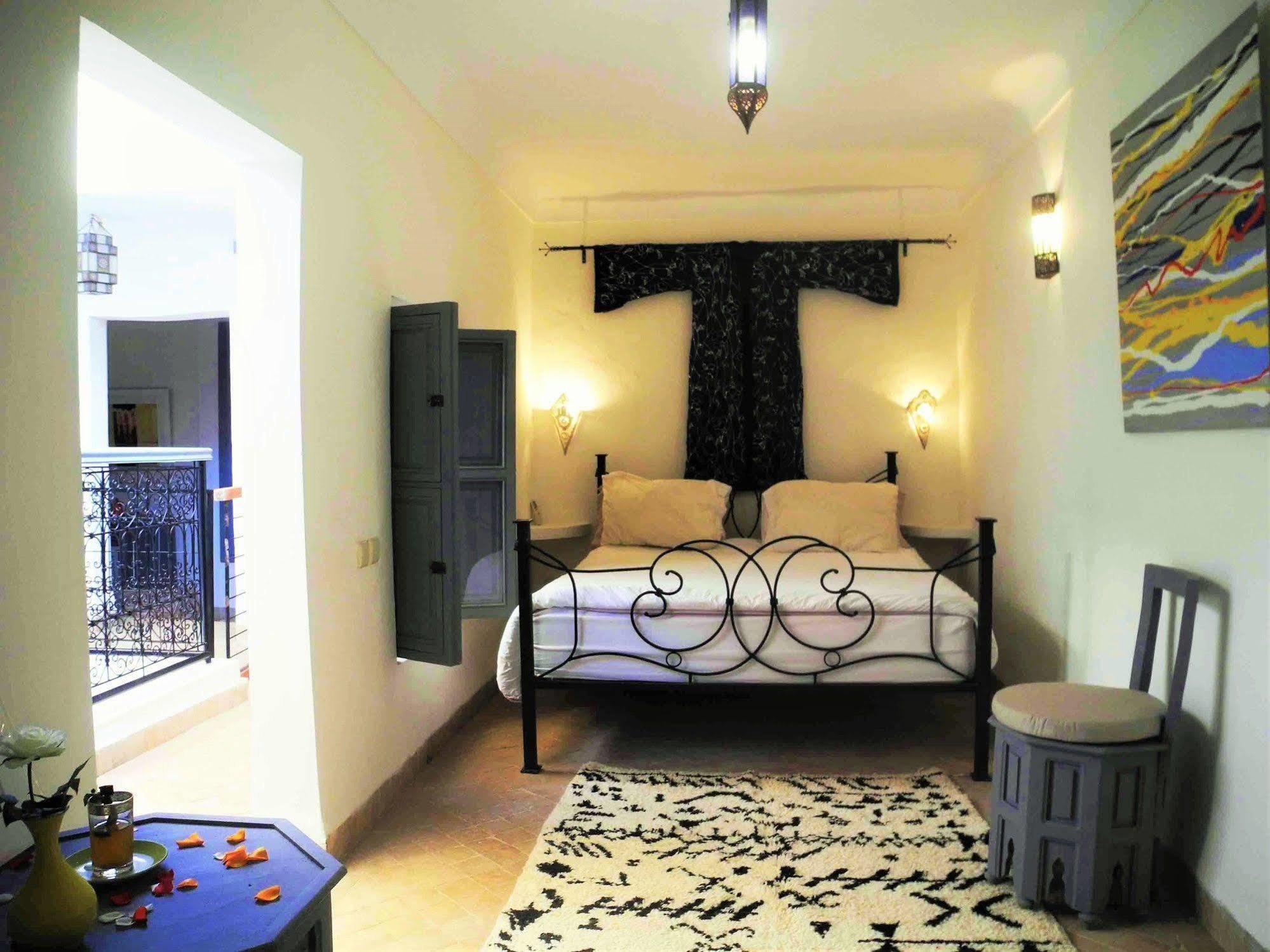 Riad Linda