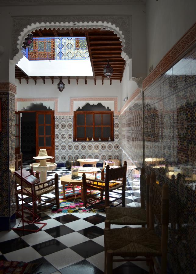 Mosaic Auberge de jeunesse *