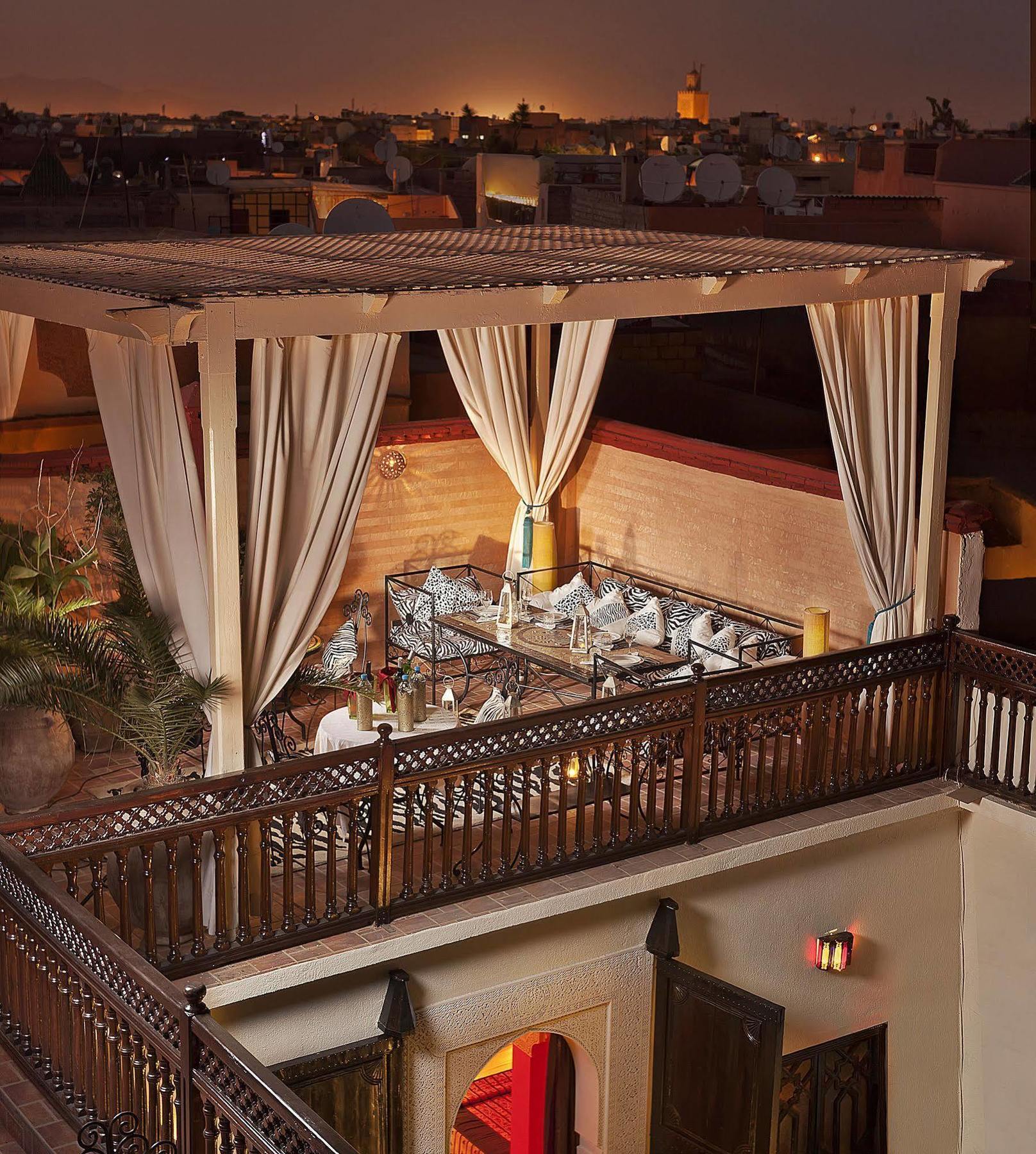 Riad 58 Blu 4*