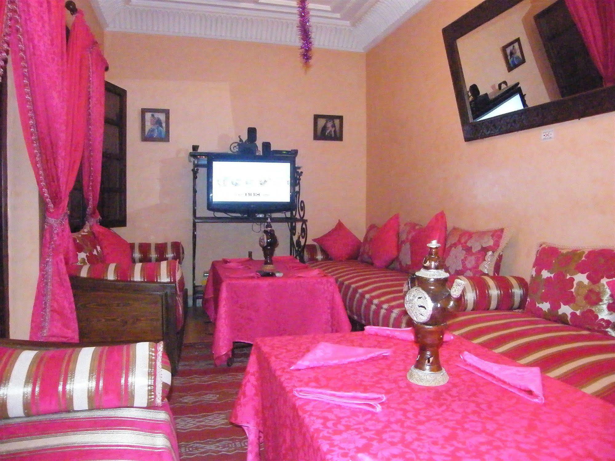Dar Al Hamra Guest house