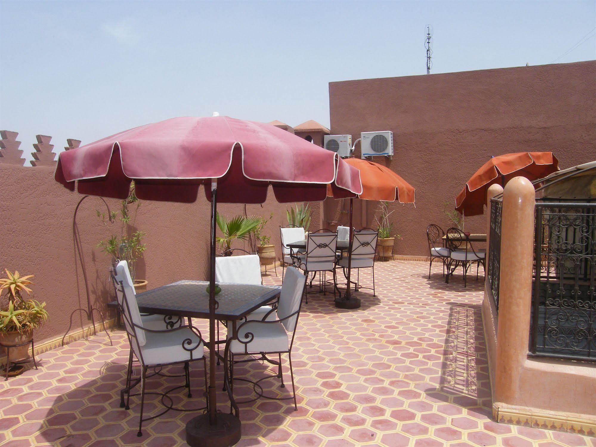 Guest house Dar Al Hamra 3*