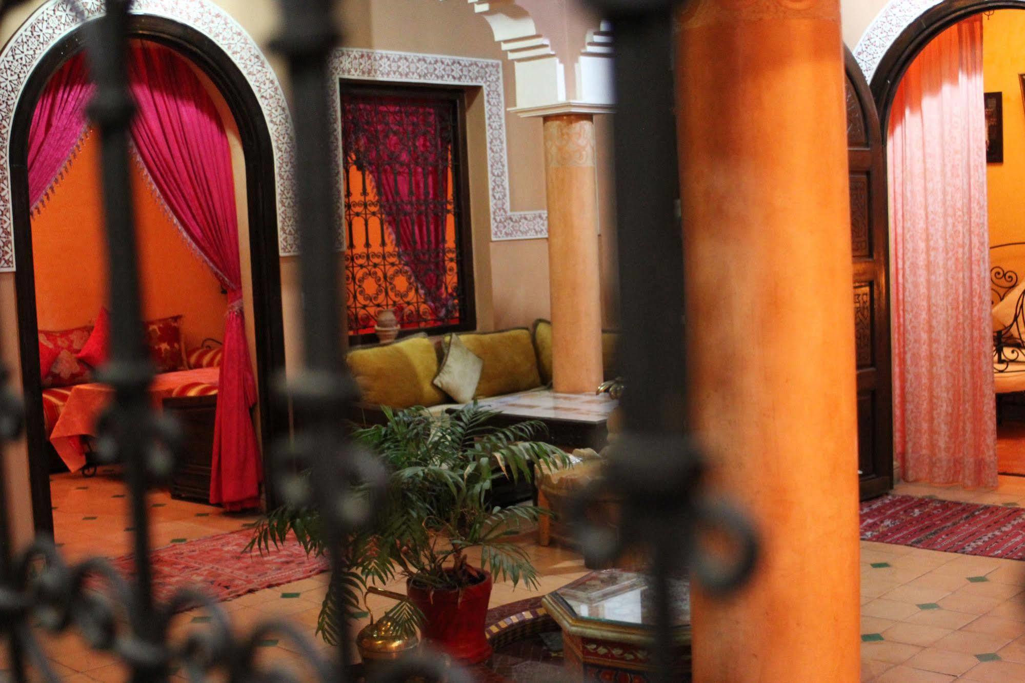 Guest house Dar Al Hamra