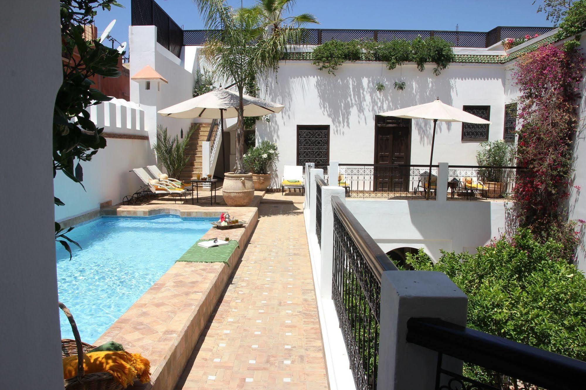 Clementine Riad 3*