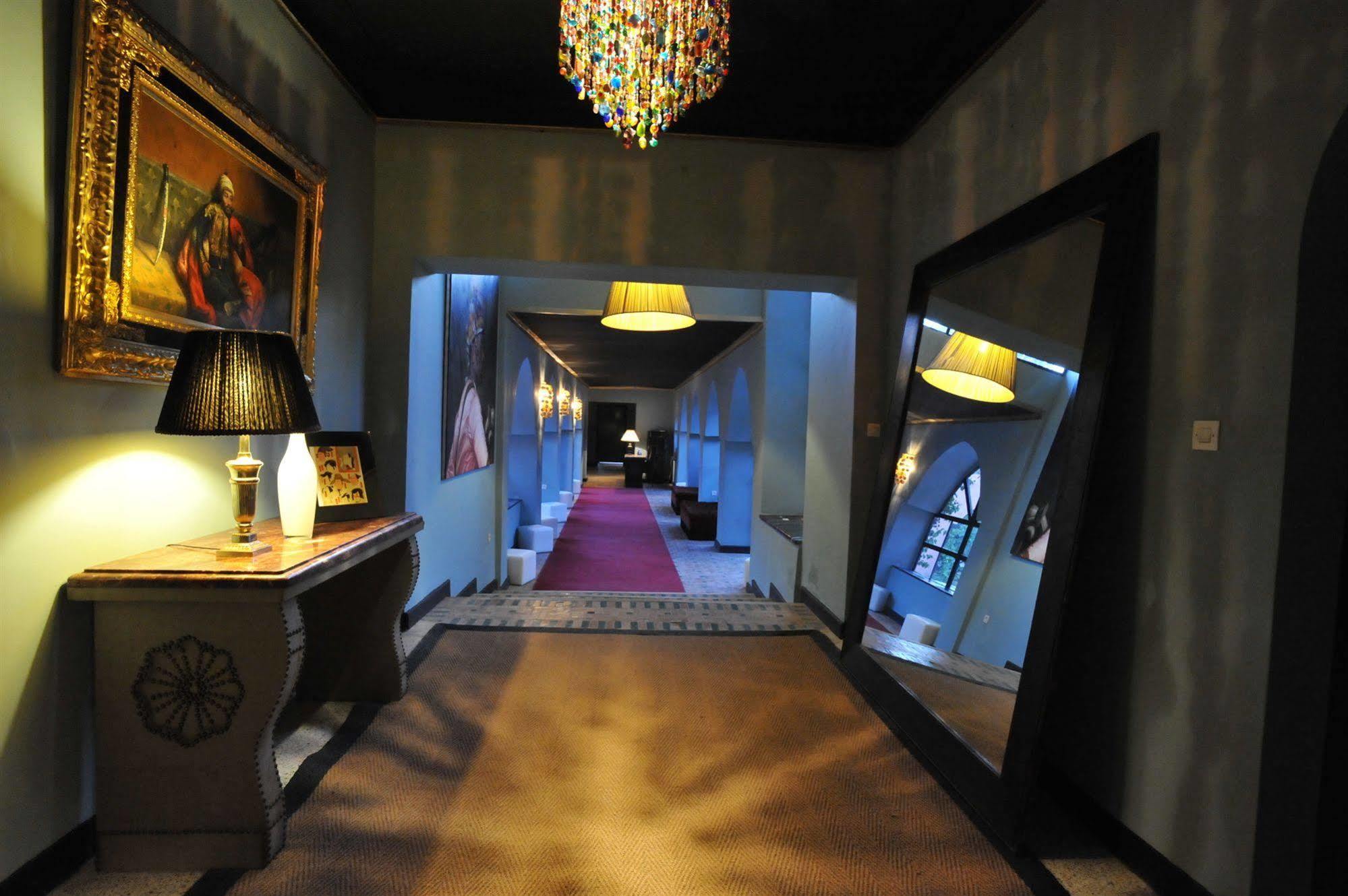 Warhol Villa