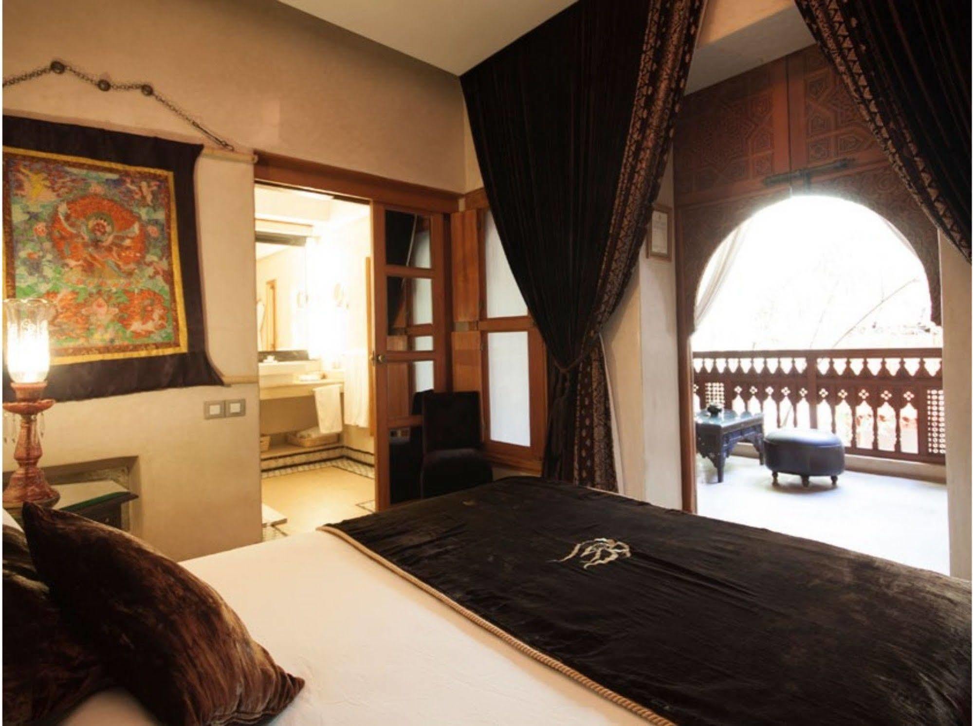 Riad Flam & 4*