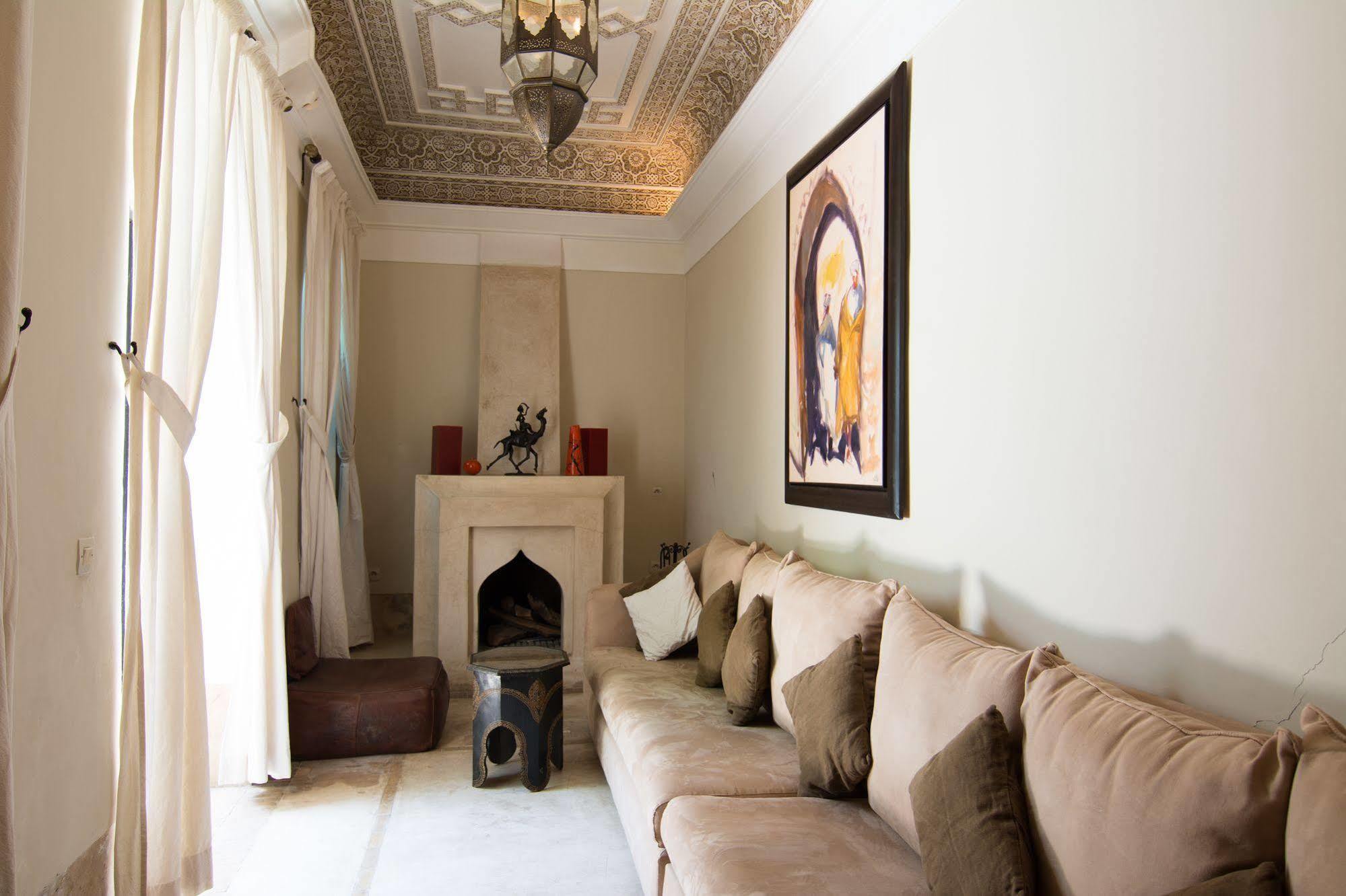 El Gnaouia Riad 3*