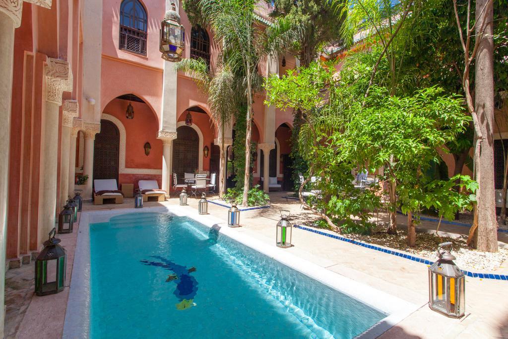 Riad Le Perroquet Bleu & 3*