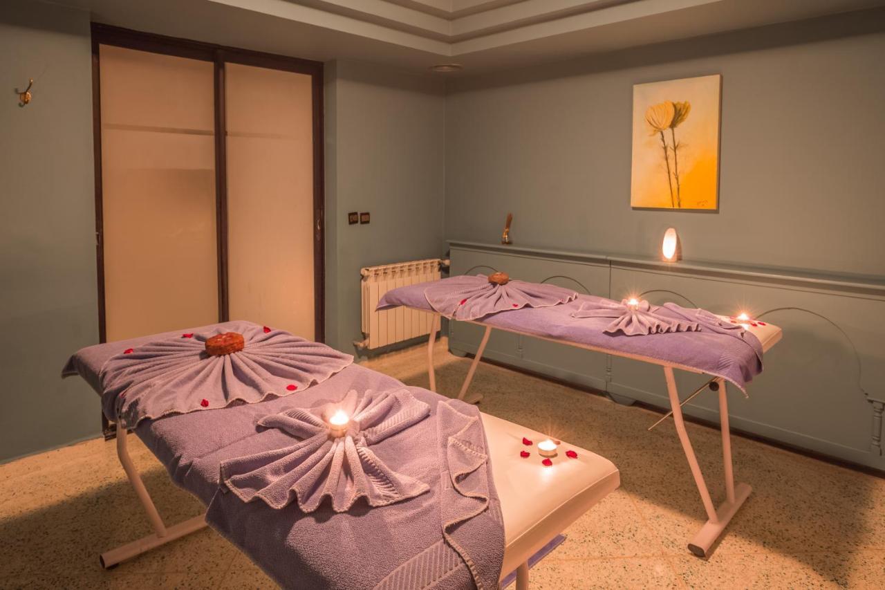 Hotel Dellarosa Boutique And Spa 4*