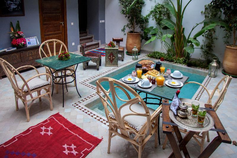 Awatif Le 36 Couette-café
