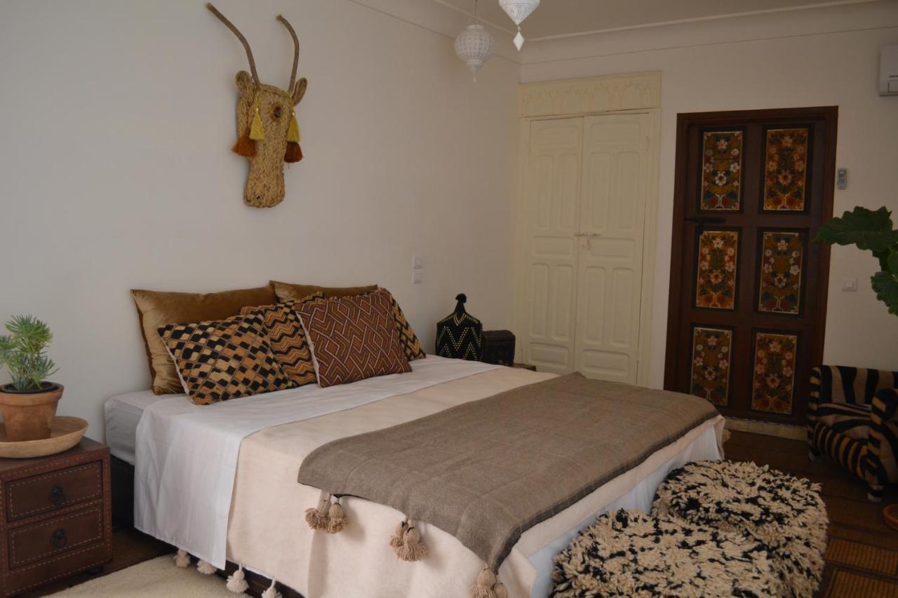 Riad Lalla Manoush *