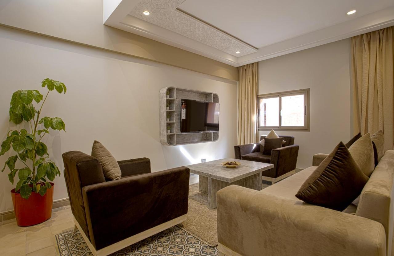 Medina Aparthotel 2*