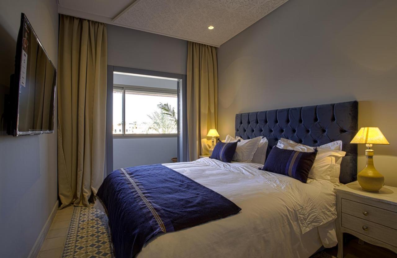 Medina Aparthotel 2*