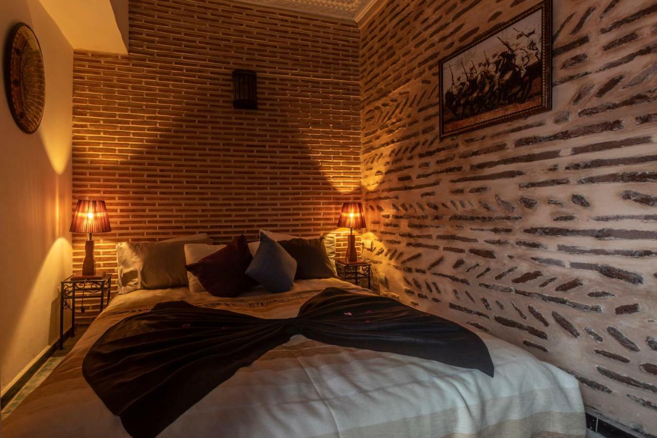 Riad Dar Merzouga Hammam & Jacuzzi