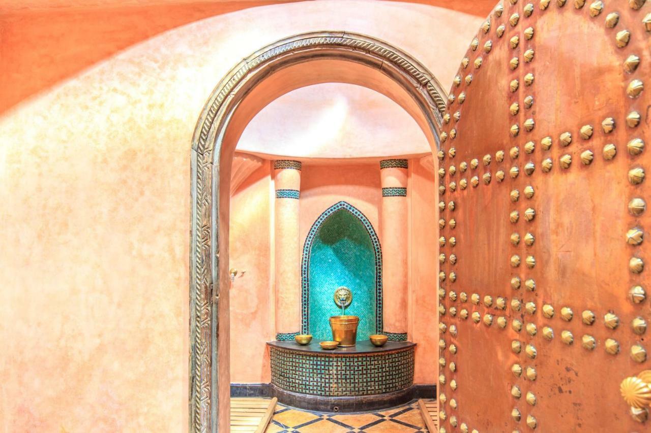 Casa Gyla 3*