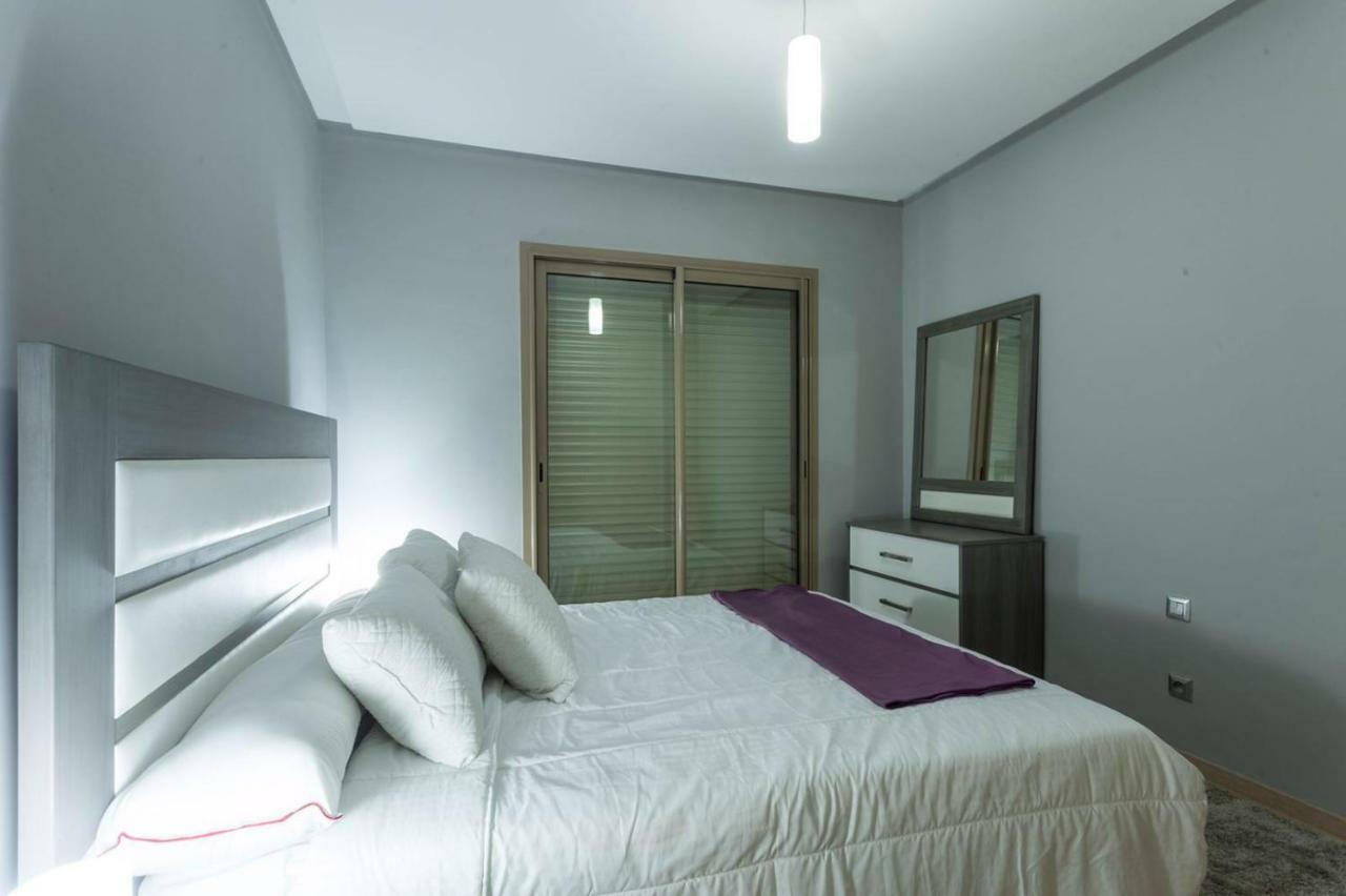 Apartment Prestigia 16 *