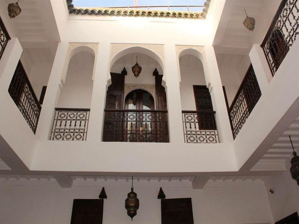 Des Lys Riad
