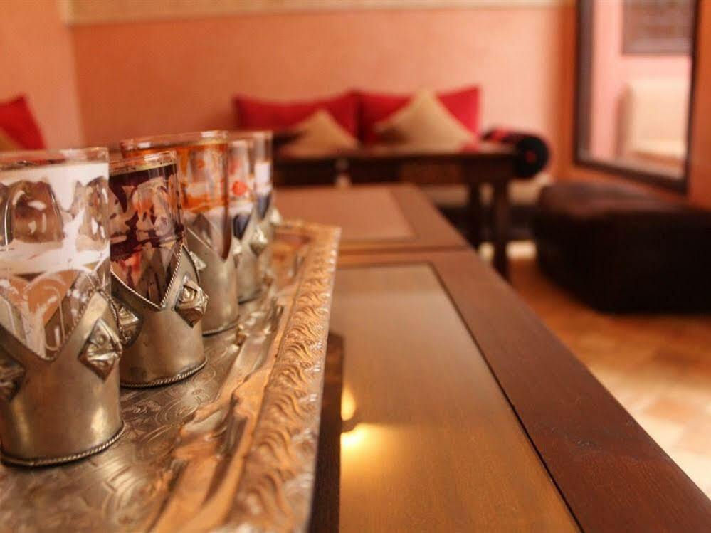 Des Lys Riad 3*