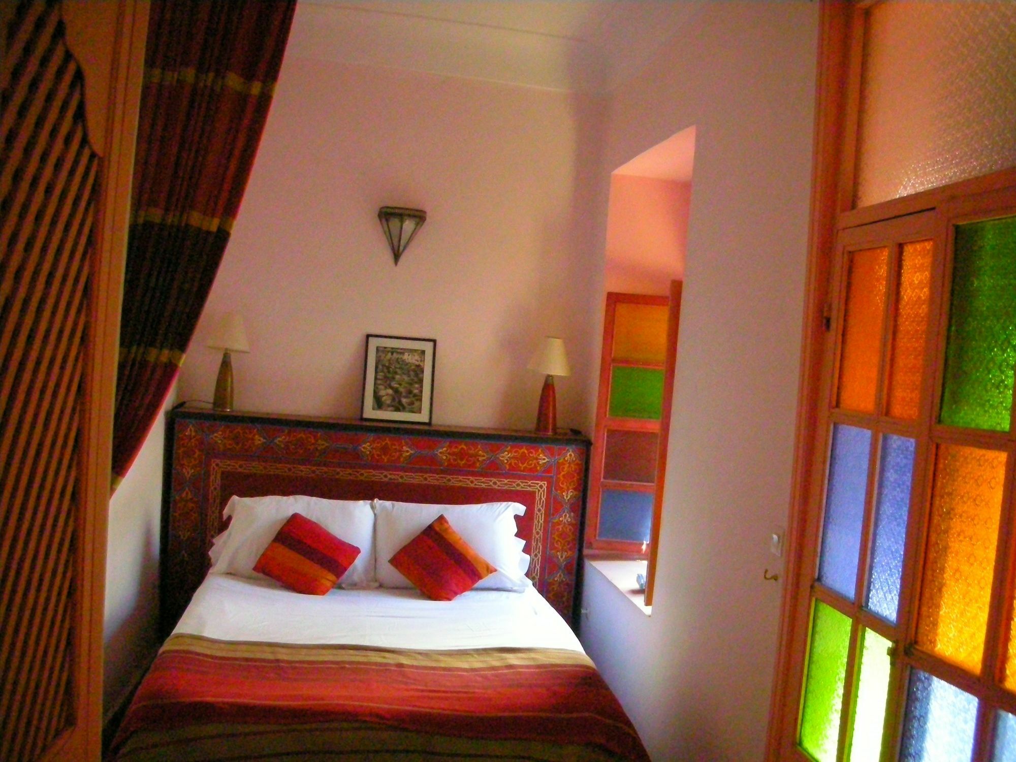 Osefina Riad 3*
