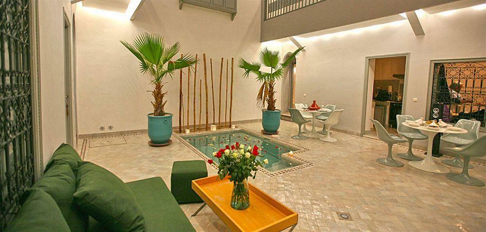 Couette-café Awatif Le 36 3*