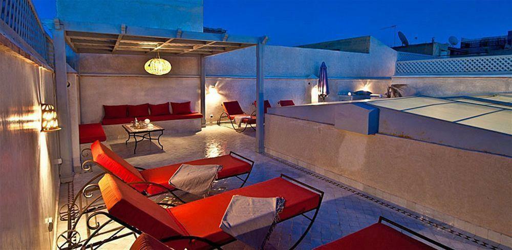 Couette-café Awatif Le 36