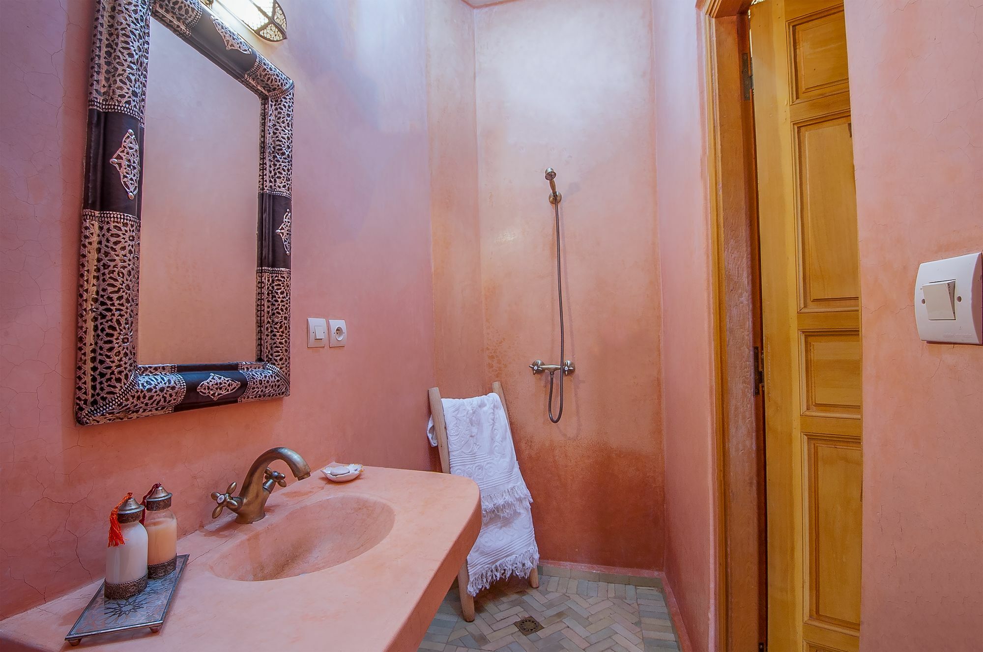 Riad Lakouas