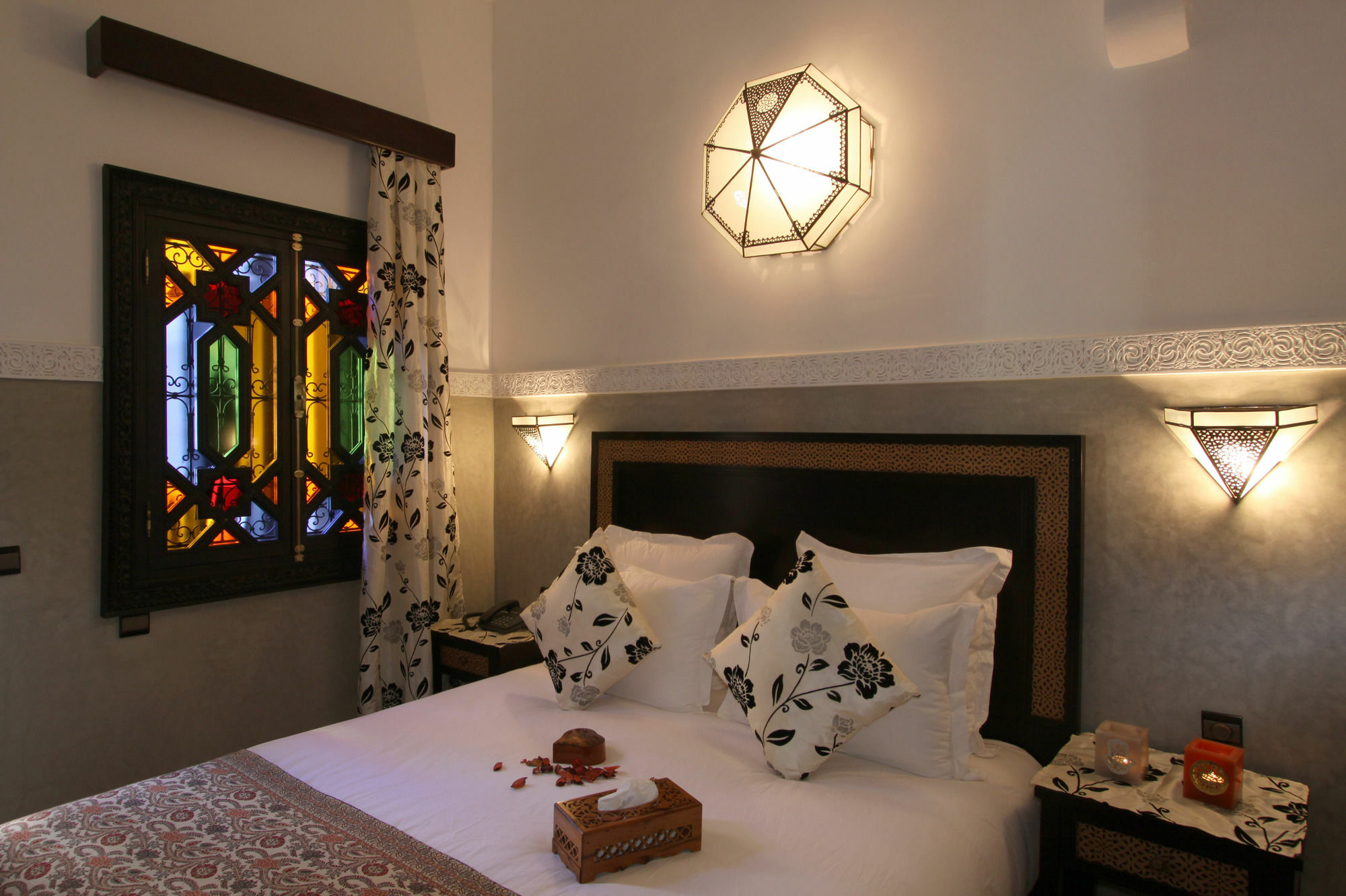 Riad Nesma & 3*