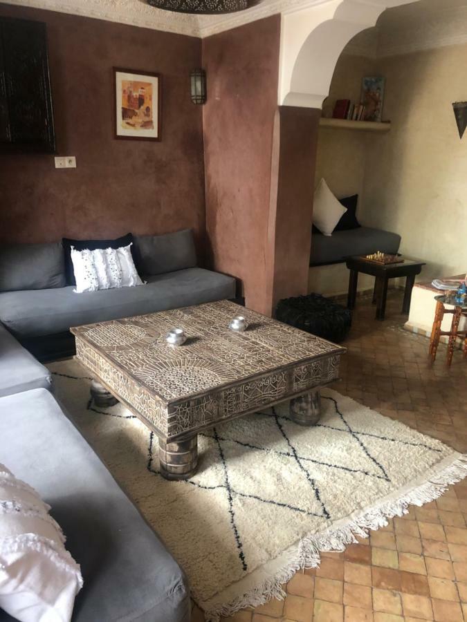 Bjoujna Riad
