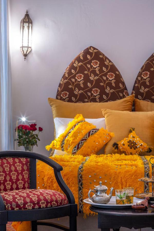 Azahar Riad