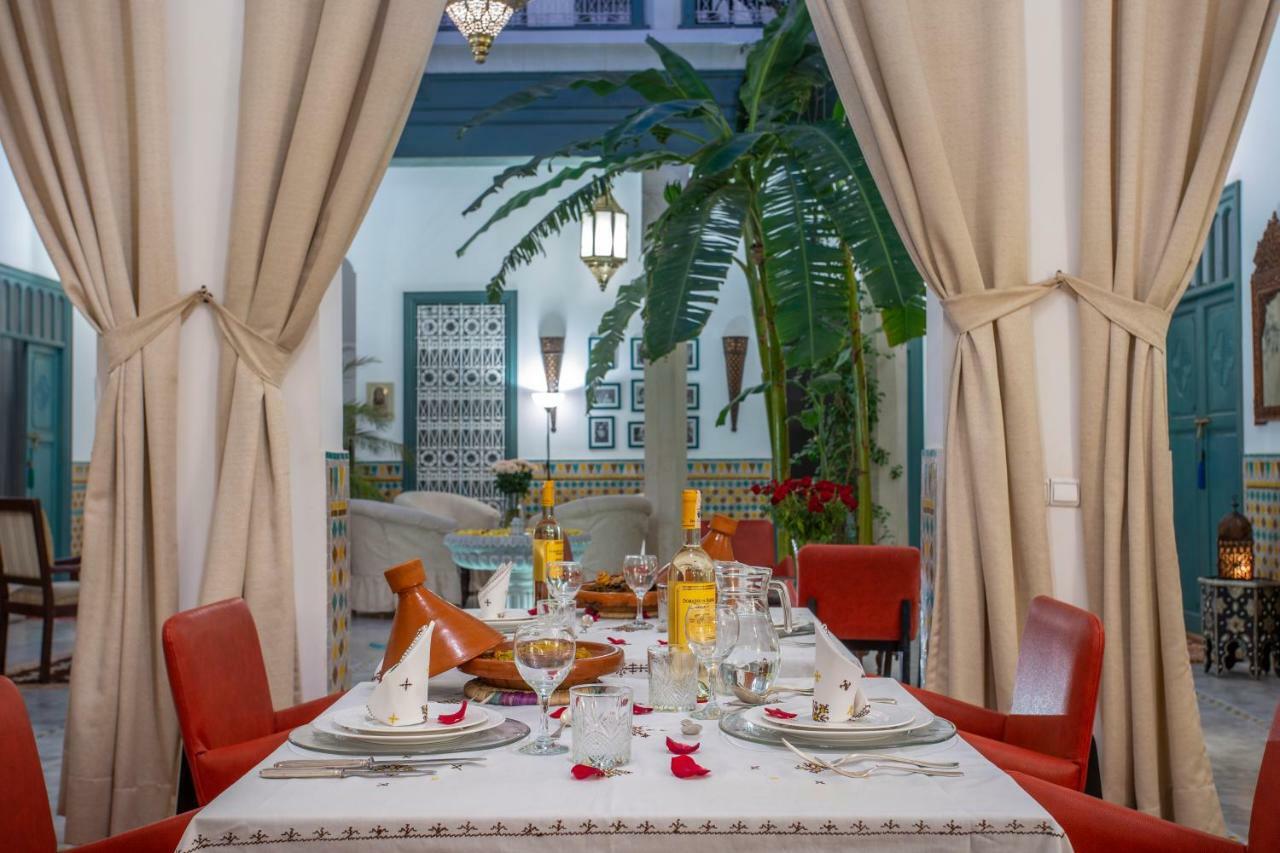 Azahar Riad