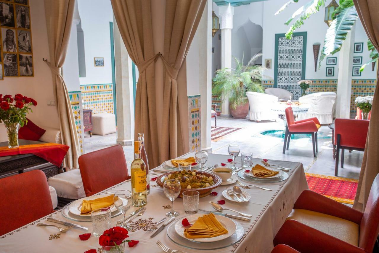 Azahar Riad 3*