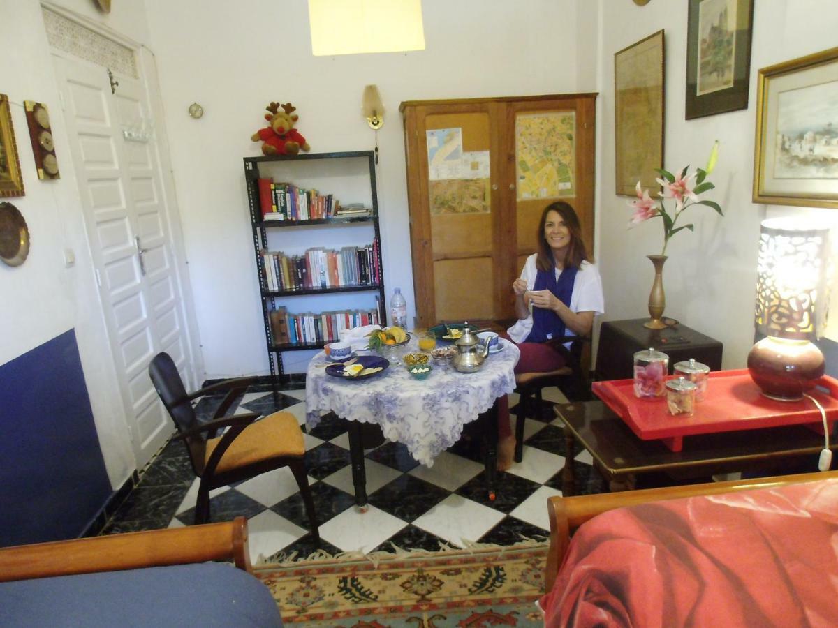 Séjour chez l'habitant My 1room, 2 Beds, 3 Pools With Wifi And Breakfast Is Happy