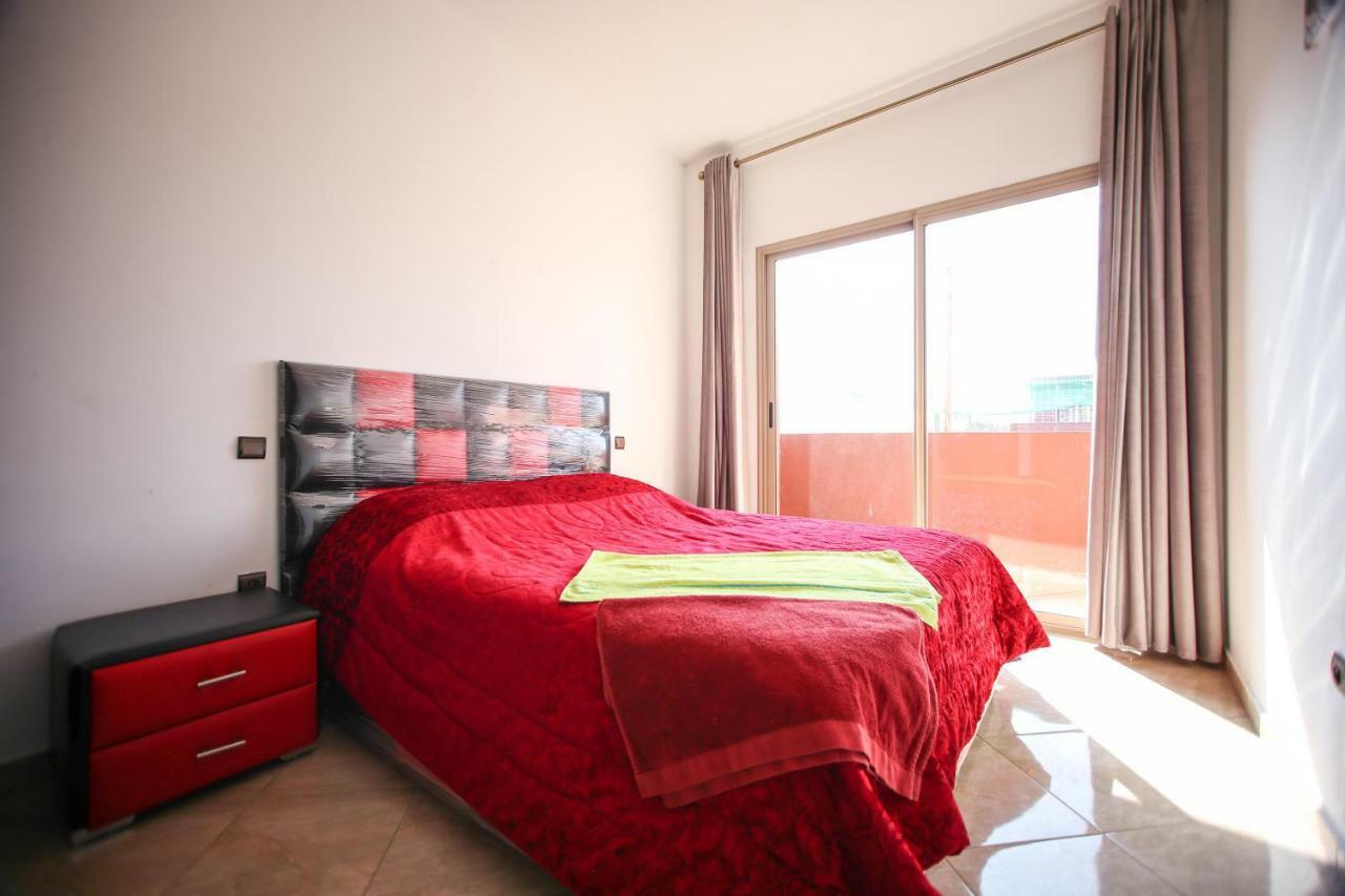 Neuf Entouré De Verdure, Ensoleillé Apartamento *