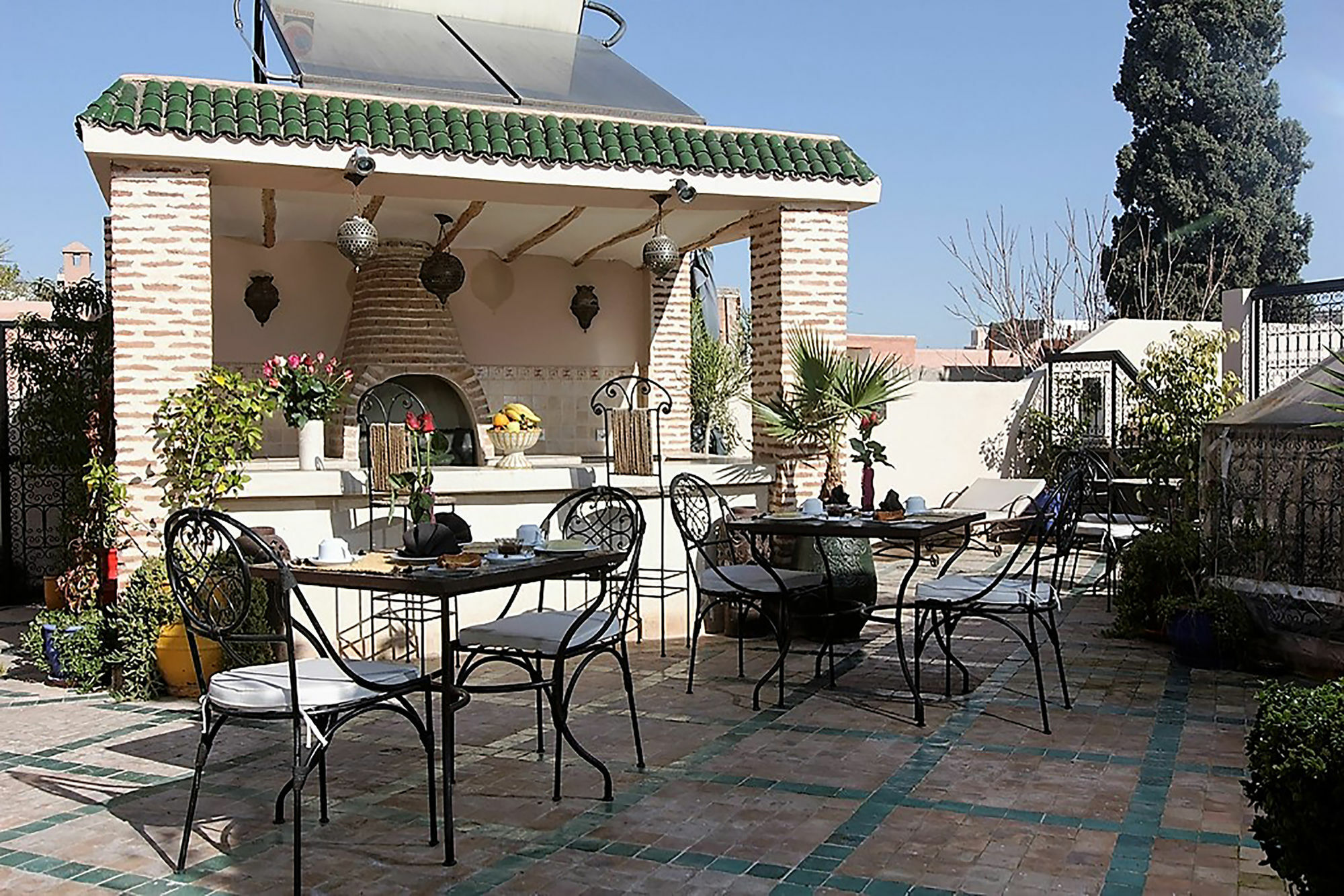 Les Jardins De Mouassine Riad 3*