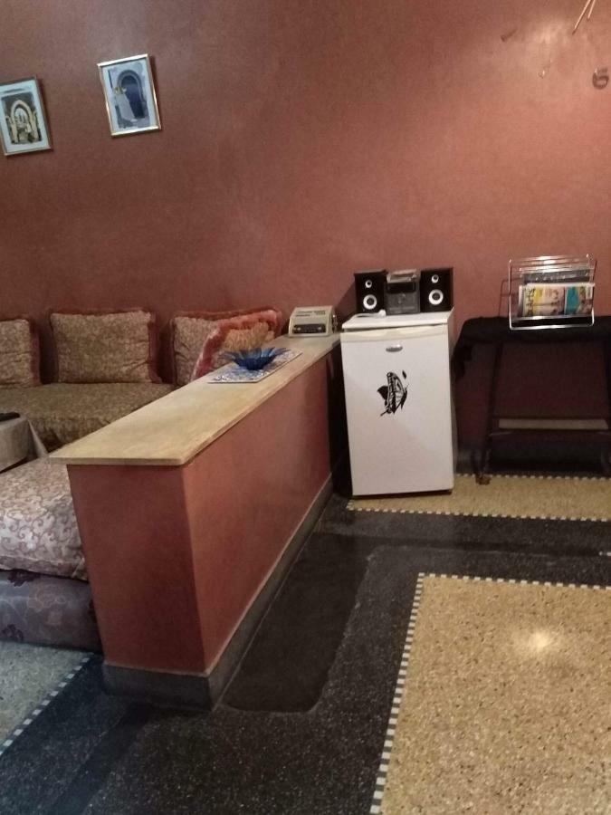 Apartment Dar Rmila 4 *