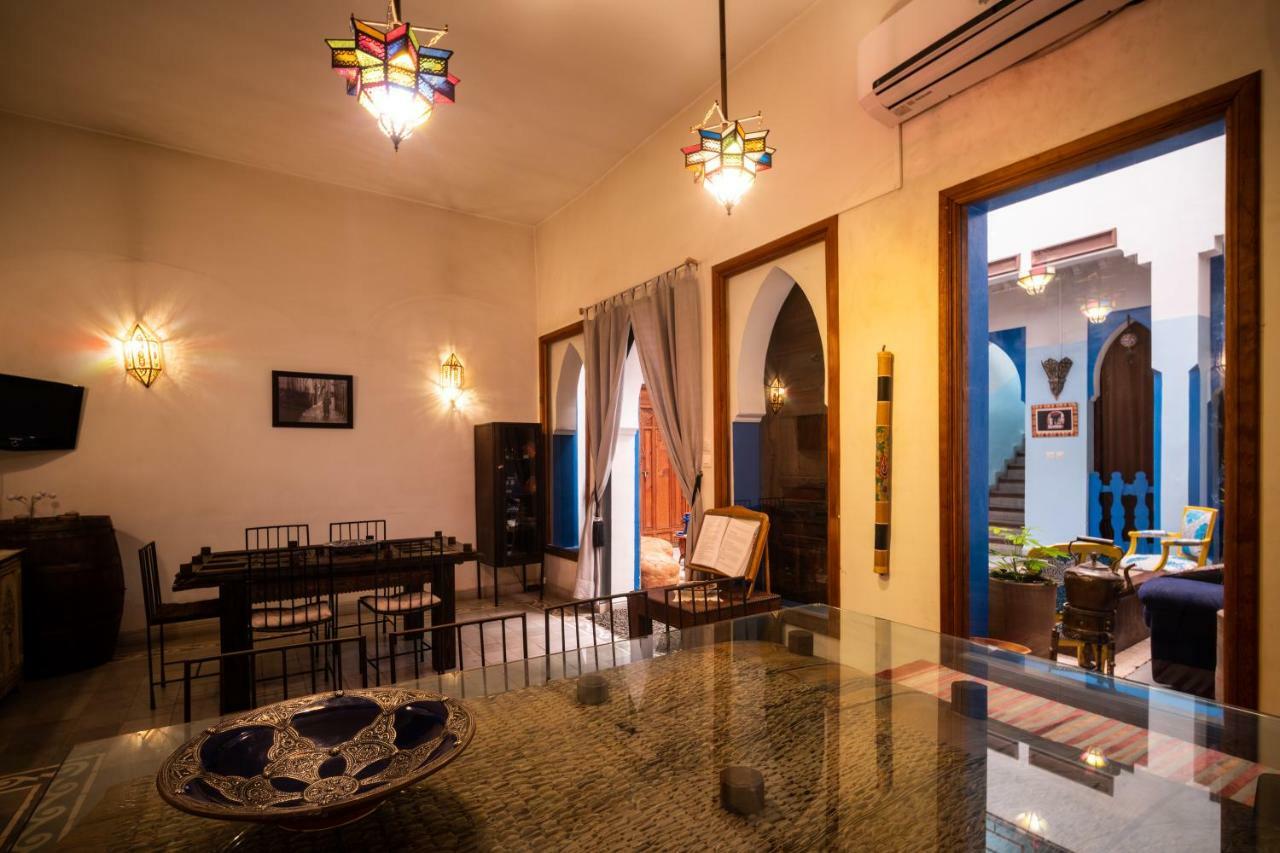 Riad Azcona 3*